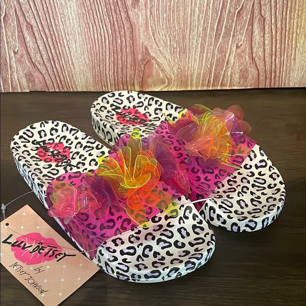 New Luv Betsey Johnson Dalary Leopard Print with Neon Accents Sandals Slides